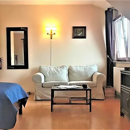 Bed & Breakfast Grenspaal 286