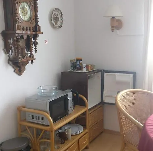 Bed & Breakfast Grenspaal 286 Hillensberg